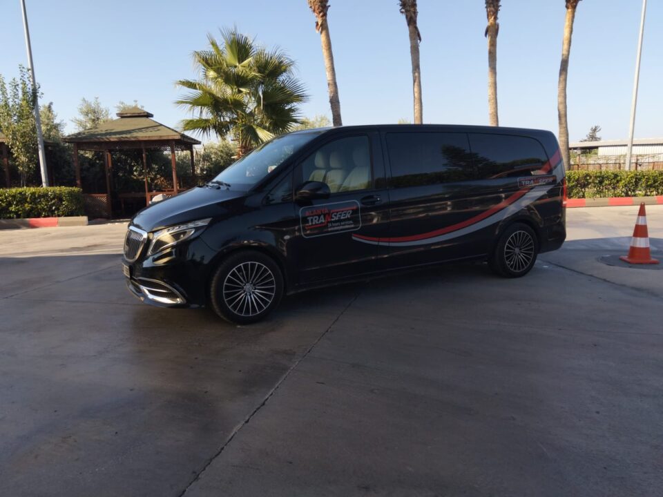 Side to Okurcalar Luxury Transfer Services with Private Chauffeurs and Premium Comfort www.sidetransfer.com.tr