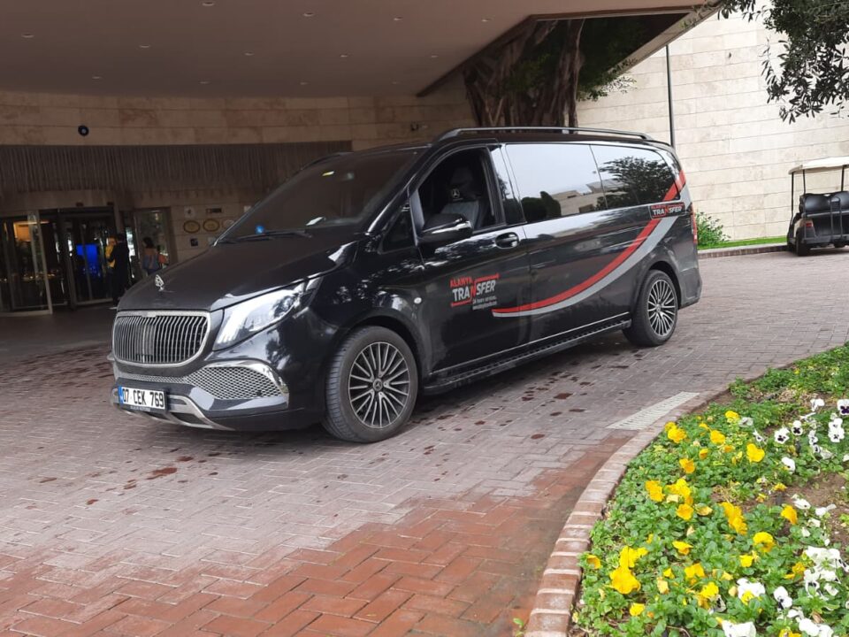 Premium Private Chauffeur Transfer Experience from Side to Kaş via sidetransfer.com.tr with Scenic Mediterranean Route Comfort and Executive Level Travel Standards